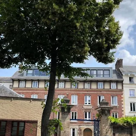 Le Flaubert Appartement Et Parking En Centre Ville Rouen Exterior photo